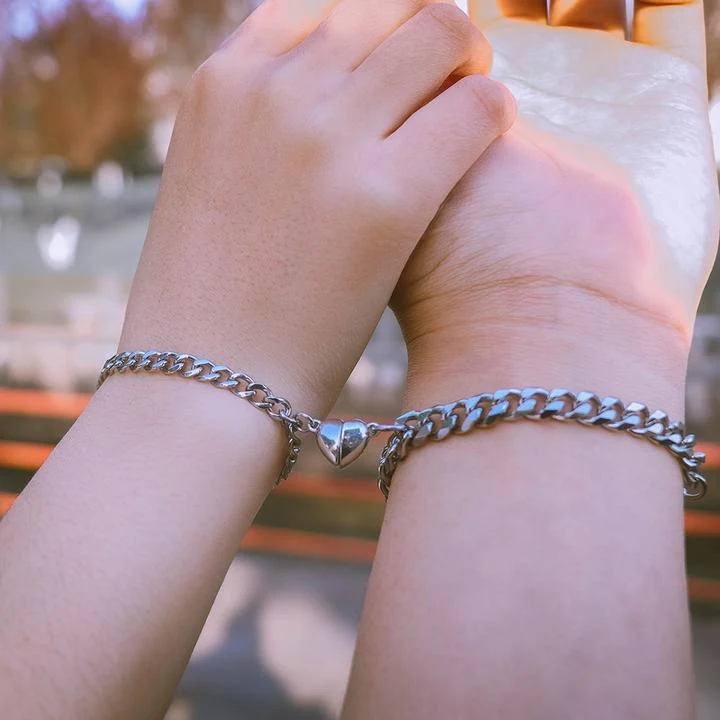 Conjunto de pulseira de coração para casal